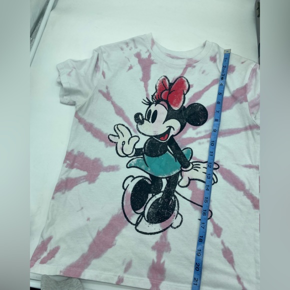 Bundle of Mikey mouse sweater and mini mouse t-shirt , sweater looks new - Picture 5 of 7